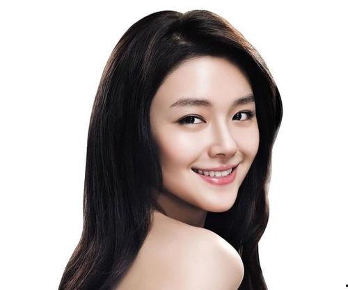 娱乐吃瓜戴手环的女明星